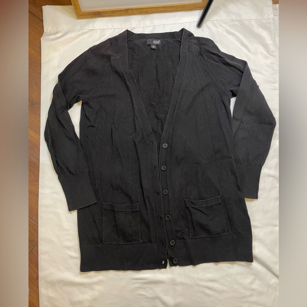 A.n.a size medium black button up cardigan